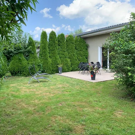 Holiday home Zur Schwalbe
