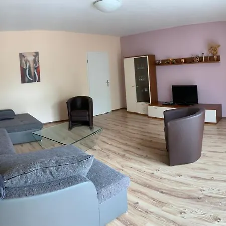 Zur Schwalbe Ferienhaus *