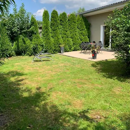 Vakantiehuis Zur Schwalbe Saal