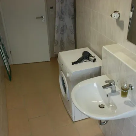 Zur Schwalbe Ferienhaus *